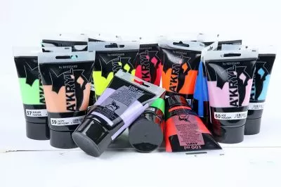 Акрилни бои отделни цветове