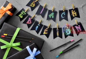 Комплект цветни моливи в метална кутия, 36 цвята